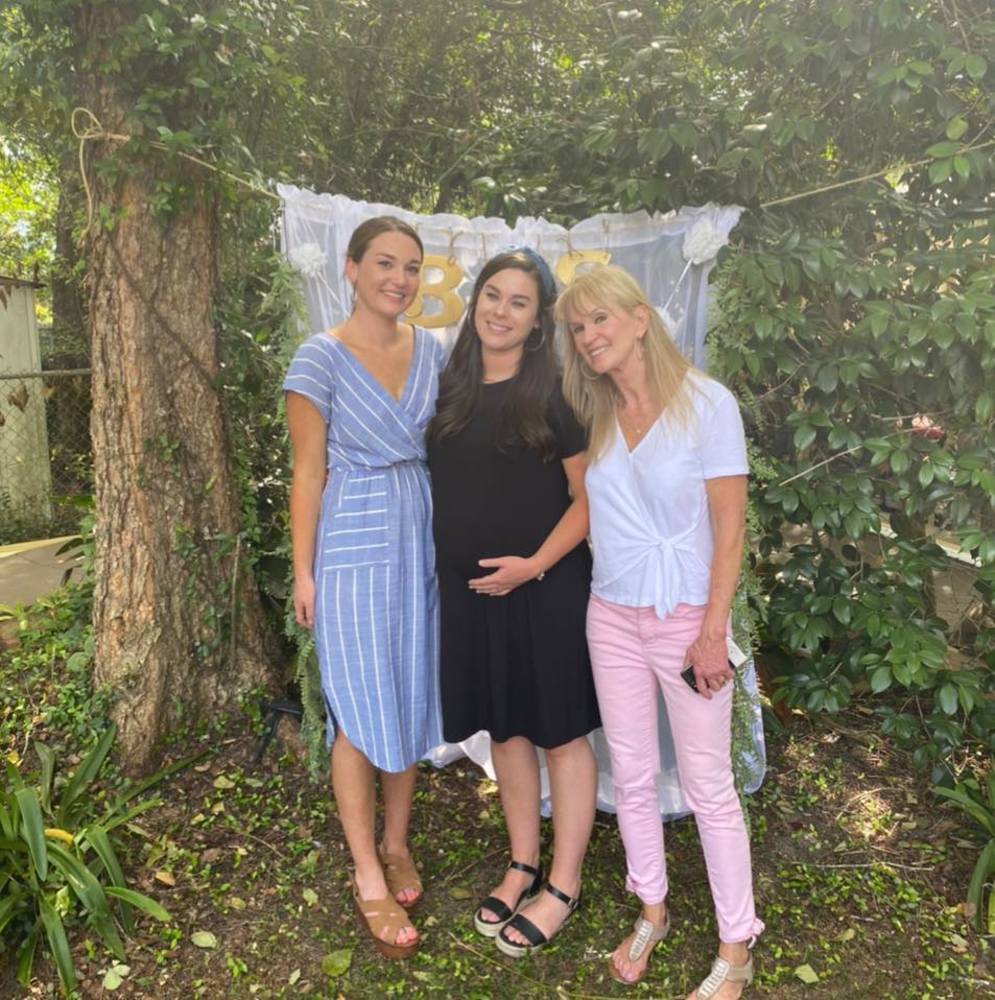 Meet your Posher, Holly